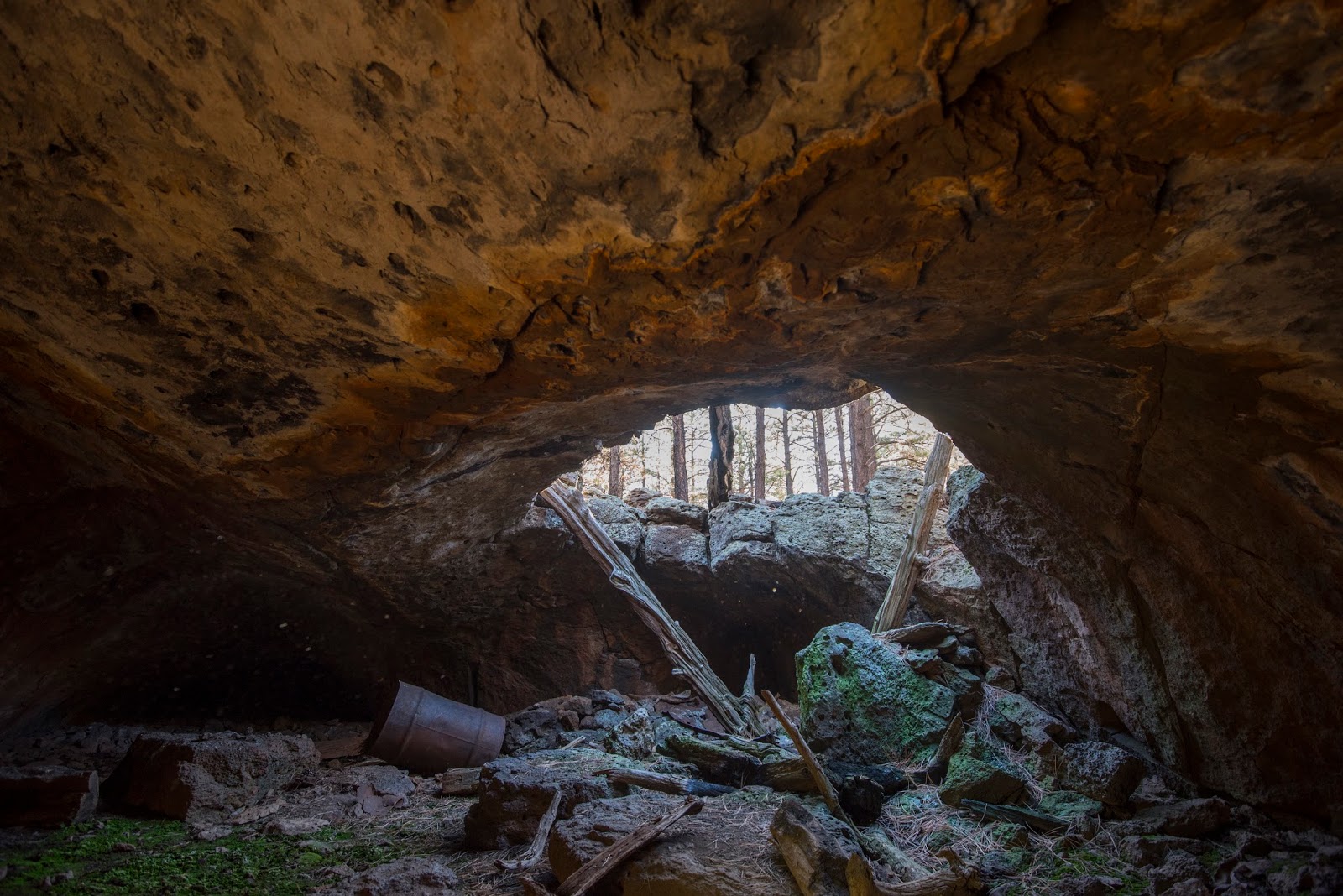 ROADSIDE CAVE, COCONINO NATIONAL FOREST, ARIZONA ADAM HAYDOCK