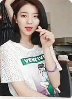 배유빈 오늘자 v앱에서 미모.gif | 인스티즈