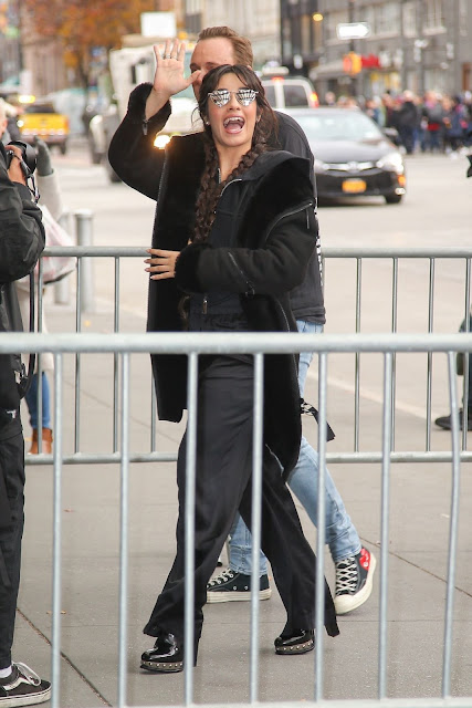 Camila Cabello - Album Pop-up Store Apperance 2019 - imagedesi.com