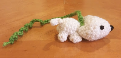 Puppy in My Hand crochet amigurumi pattern