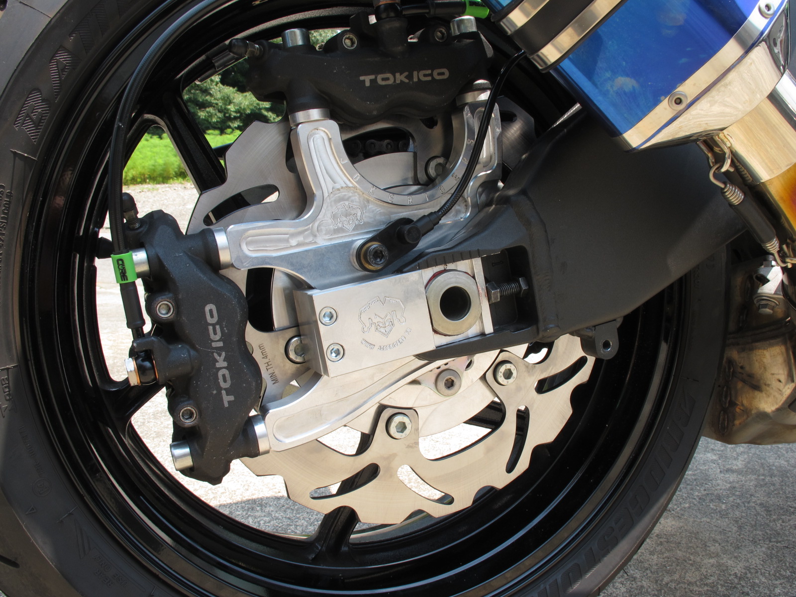 Kawasaki ZX-6R スタント パーツ キャリパー トリプル サポート
