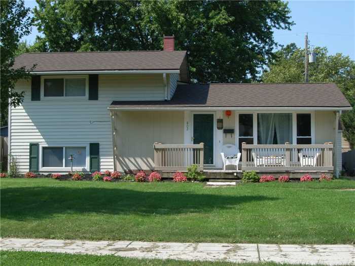 Brady's Bunch of Lorain County Nostalgia Helf Built Homes in Sheffield