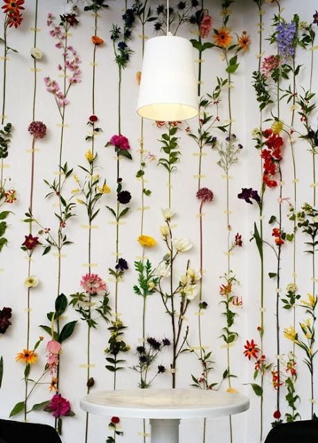Pared DIY con flores