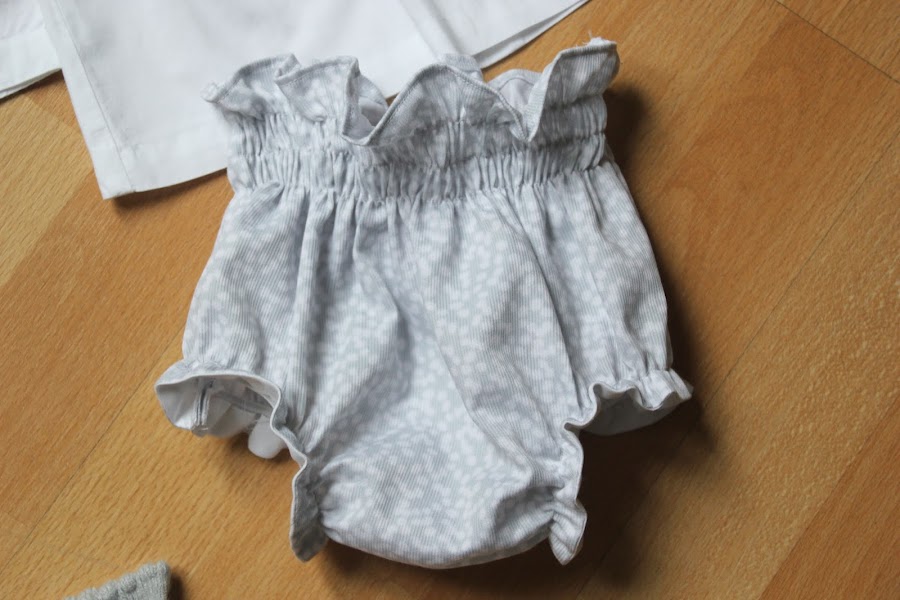 DIY Tutorial y patrones gratis BRAGUITAS CUBRE-PAÑAL para niño y para niña