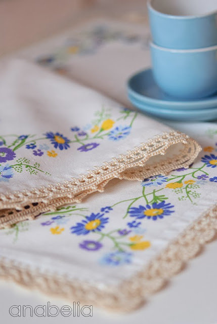 Crochet borders for individual tablecloth by Anabelia