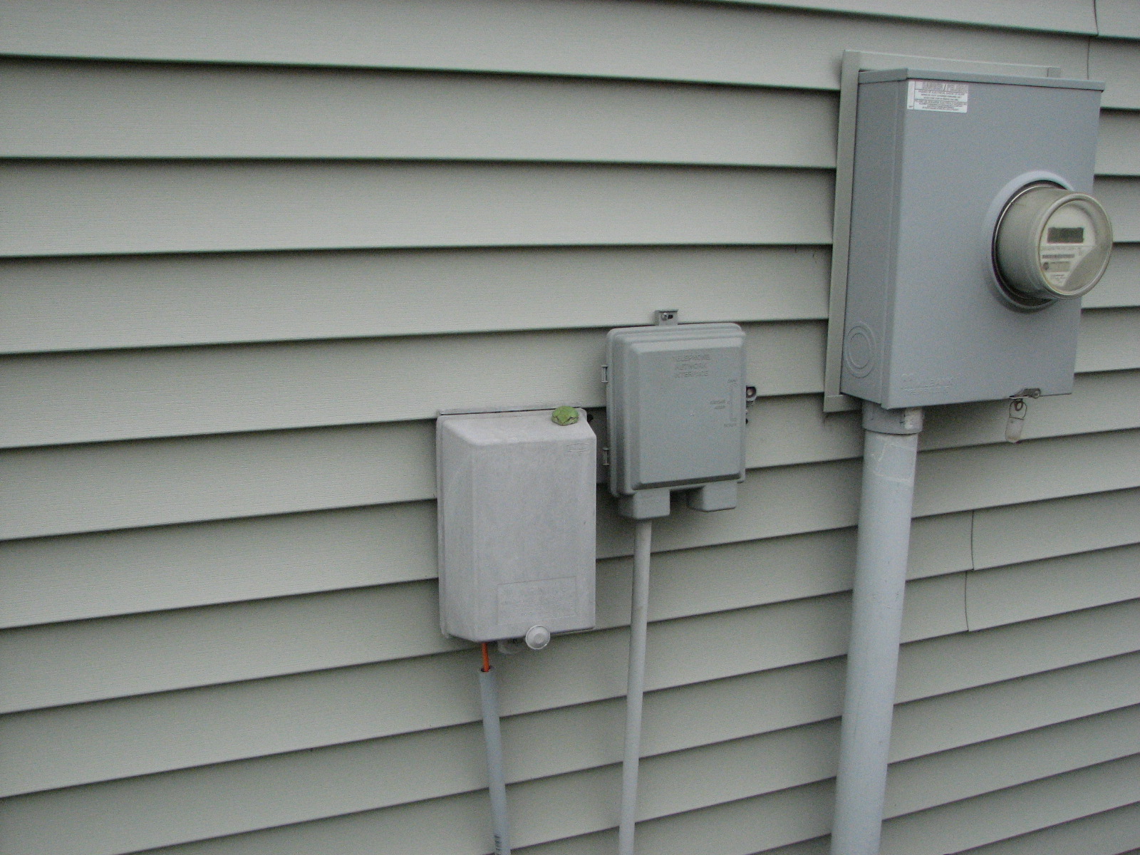 A Rohlk Farm Landscaping North side of house