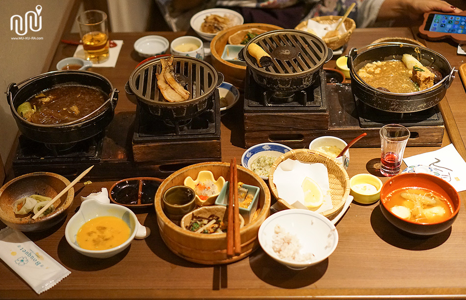 อาหารค่ำ Takaragawa onsen