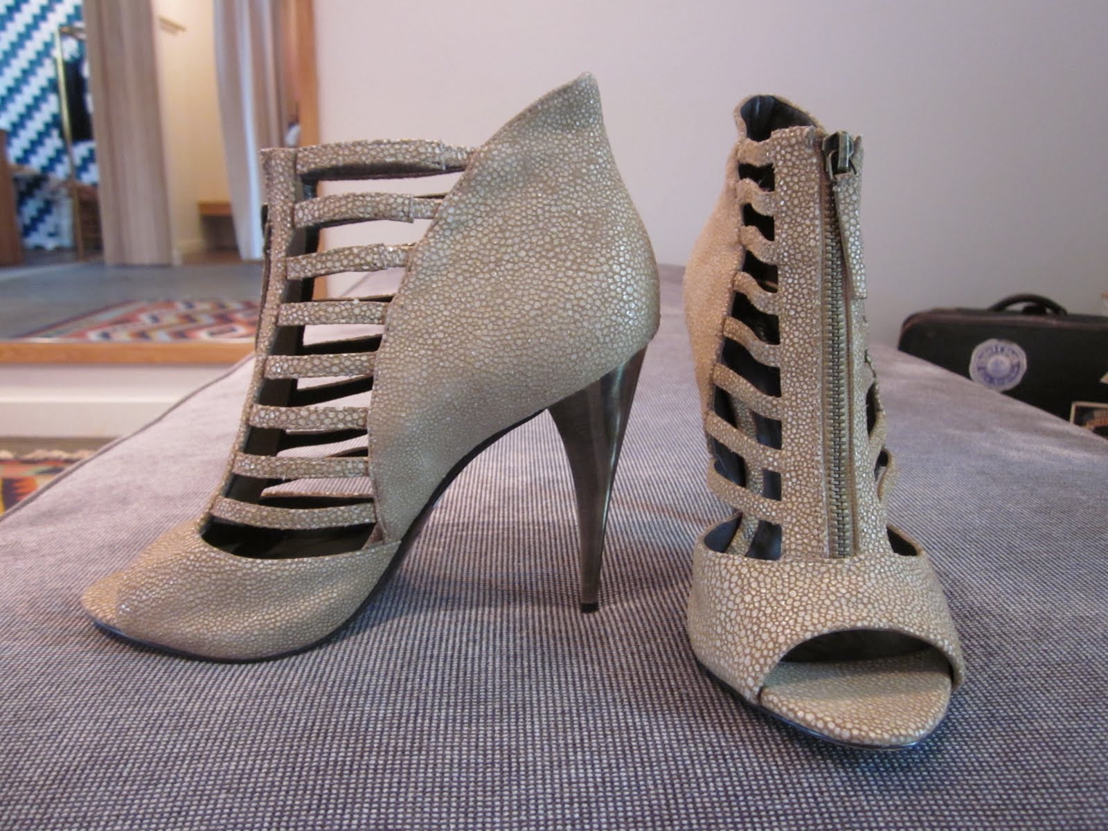 Moss Designer Consignment Shoes shoes shoes!!
