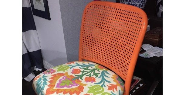 BREAKFAST ROOM CHAIRS UPHOLSTERED.