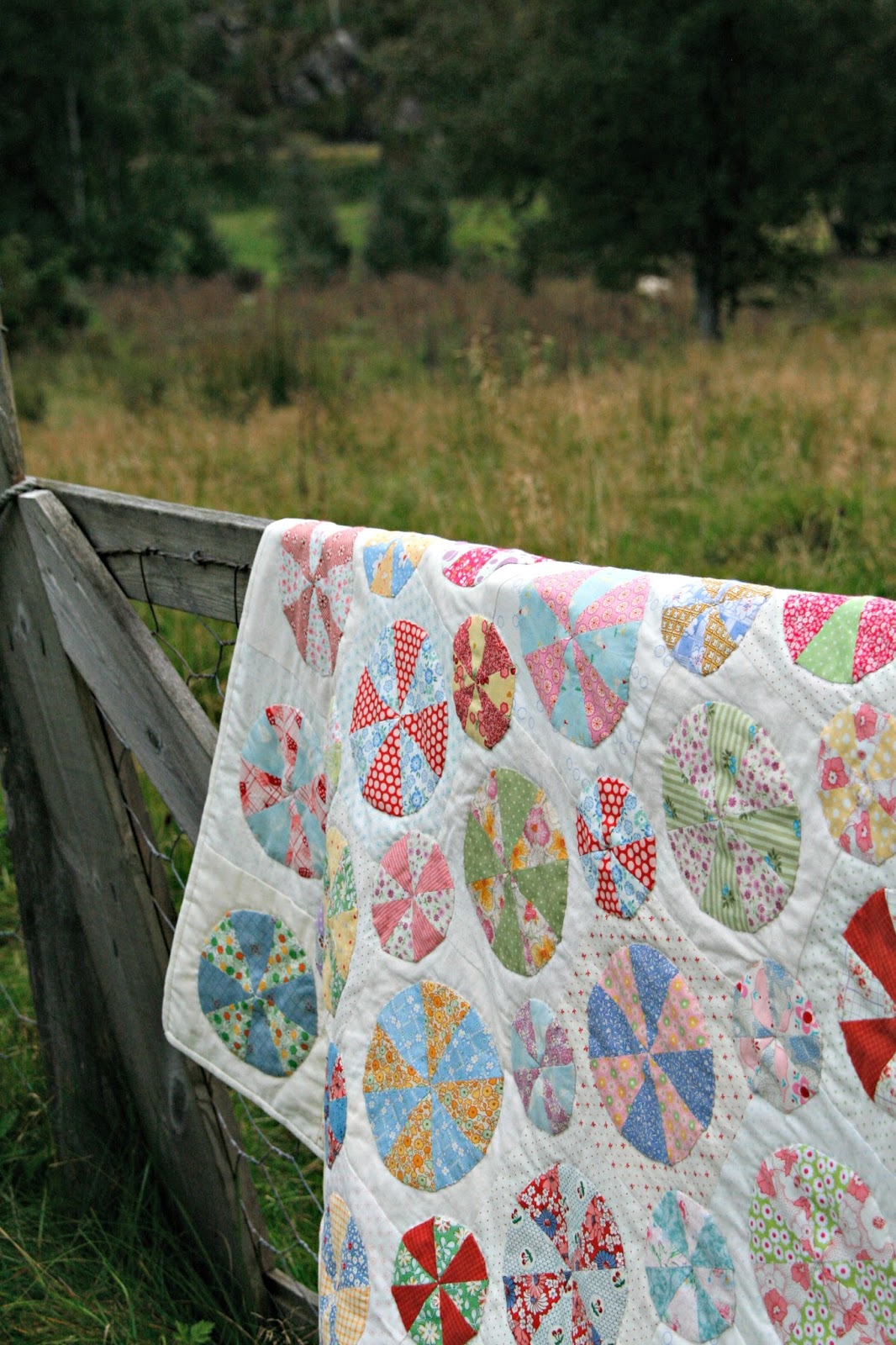 Bentes Quiltehage Pie and Tarts Quilt ferdig!