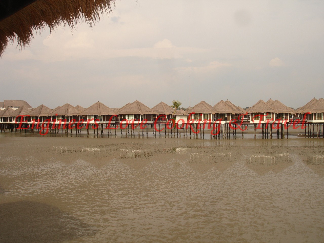 Engineers Love Cooking: SEPANG GOLDCOAST GOLDEN PALM TREE WATER VILLA