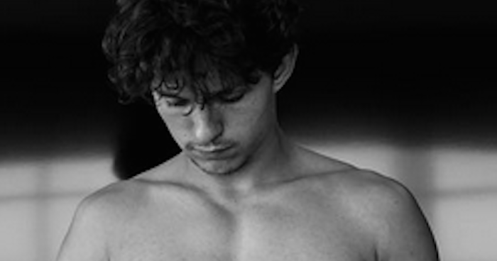 tom holland sweatpants