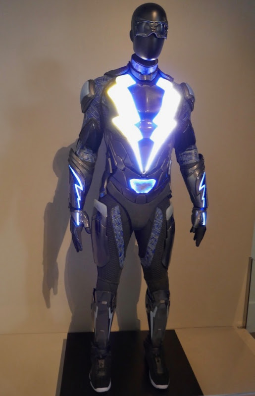 Cress Williams Black Lightning season 1 costume Black Lightning season 1 costume