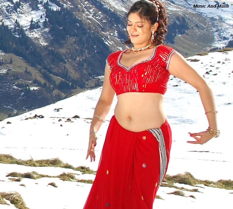 Music And Masti Actress Siya Gowtham Deep Navel Hot Xposing Stills In Saree