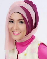  adalah seorang aktris dan presenter berkebangsaan Indonesia Profil Dan Biodata Renita Sukardi - Aktris dan Presenter