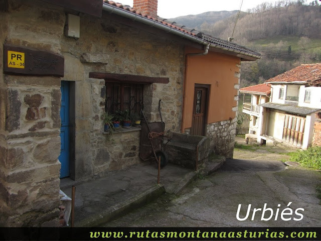 Casas en Urbiés, Mieres