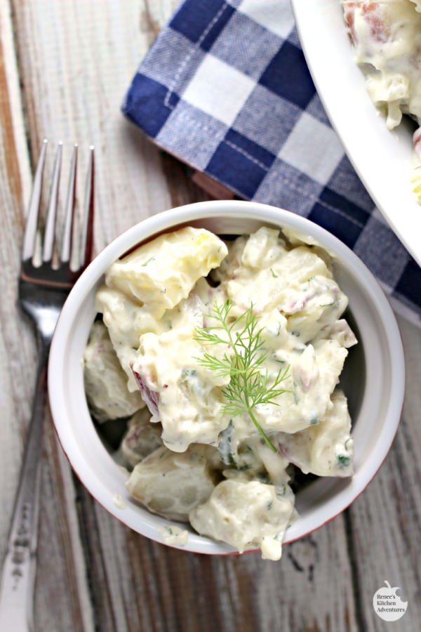 Creamy Dill and Cucumber Potato Salad | by Renee's Kitchen Adventures - an easy healthy recipe for a twist on classic potato salad. So good!!! 