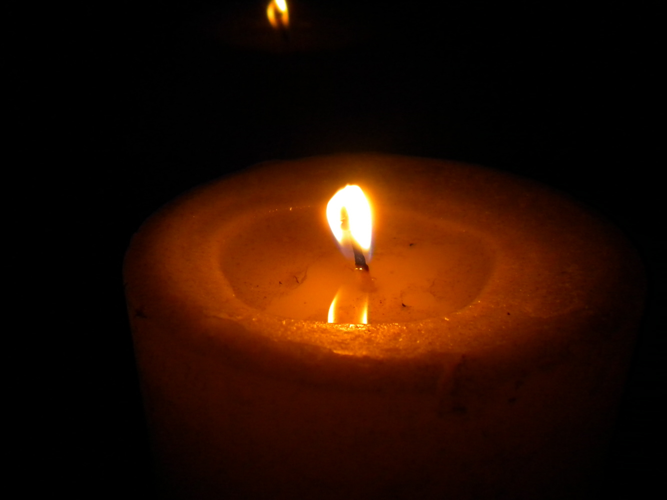 Sherri's Jubilee Candles at Night and the Good as new Gazebo Birdfeeder