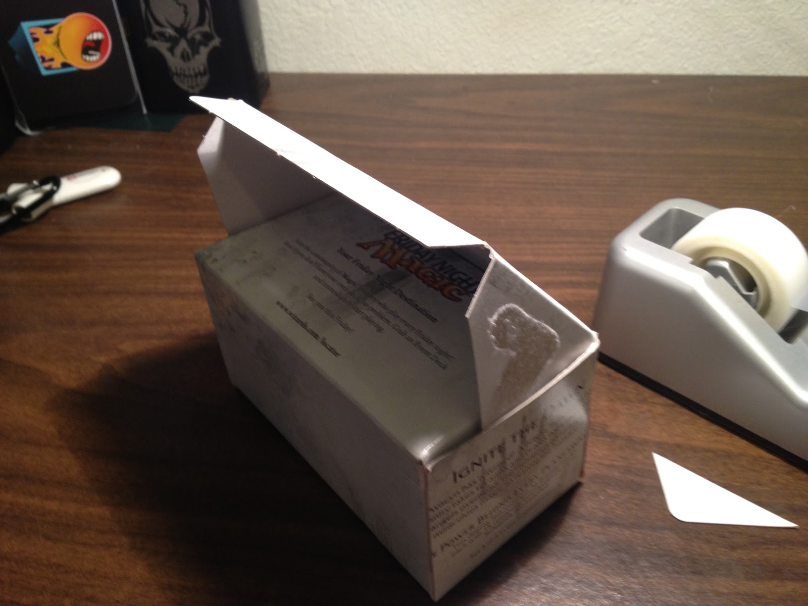 Word of Commander Make your own deck box!