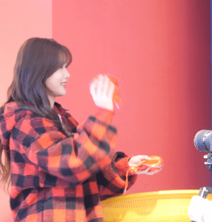김유정 휠라 행사 미모