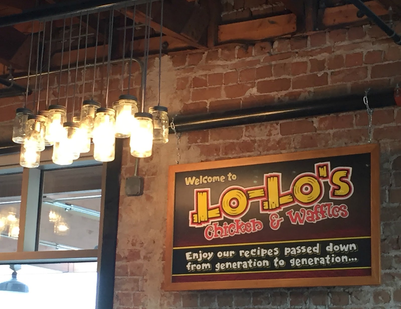 Traveling Fun... Lolo's Chicken & Waffles Restaurant in Phoenix, Arizona