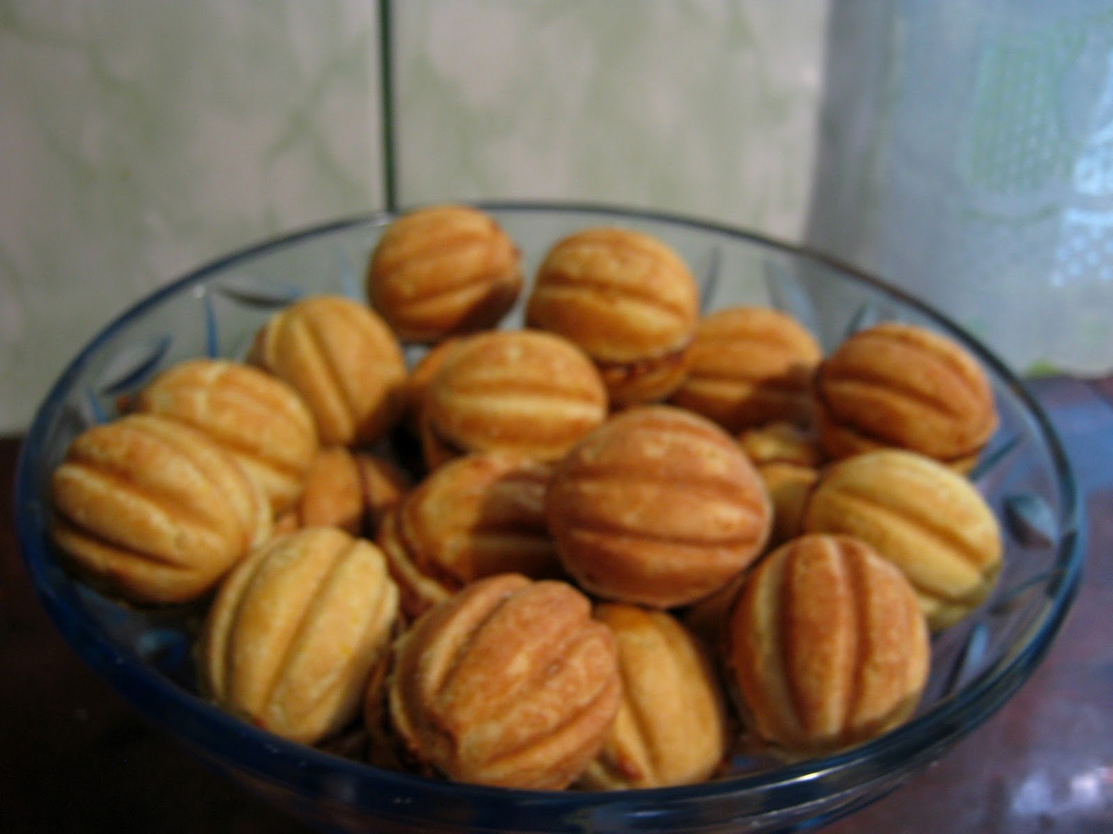 печенье орешки со сгущенкой тдк. орешки со сгущенкой пивко. как делать орешки со сгущенкой в орешнице. сладкие орешки со сгущенкой. орешки со сгущенкой в орешнице.