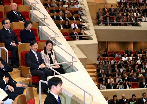Crown Prince Naruhito and Crown Princess Masako attended a performance by violinist Itzhak Perlman