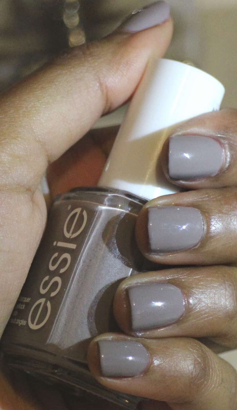 Kahsbeauty Essie Don't sweater it