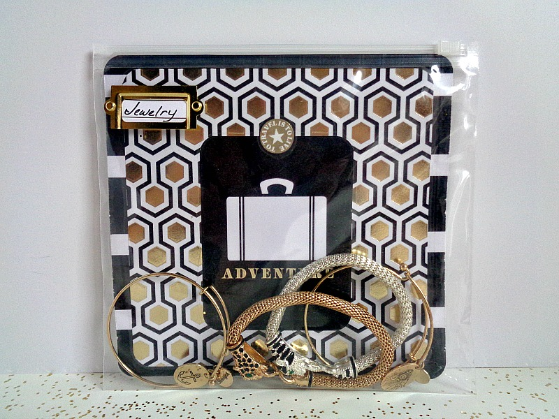 DIY Mini Travel Bag Organizers Running With A Glue Gun