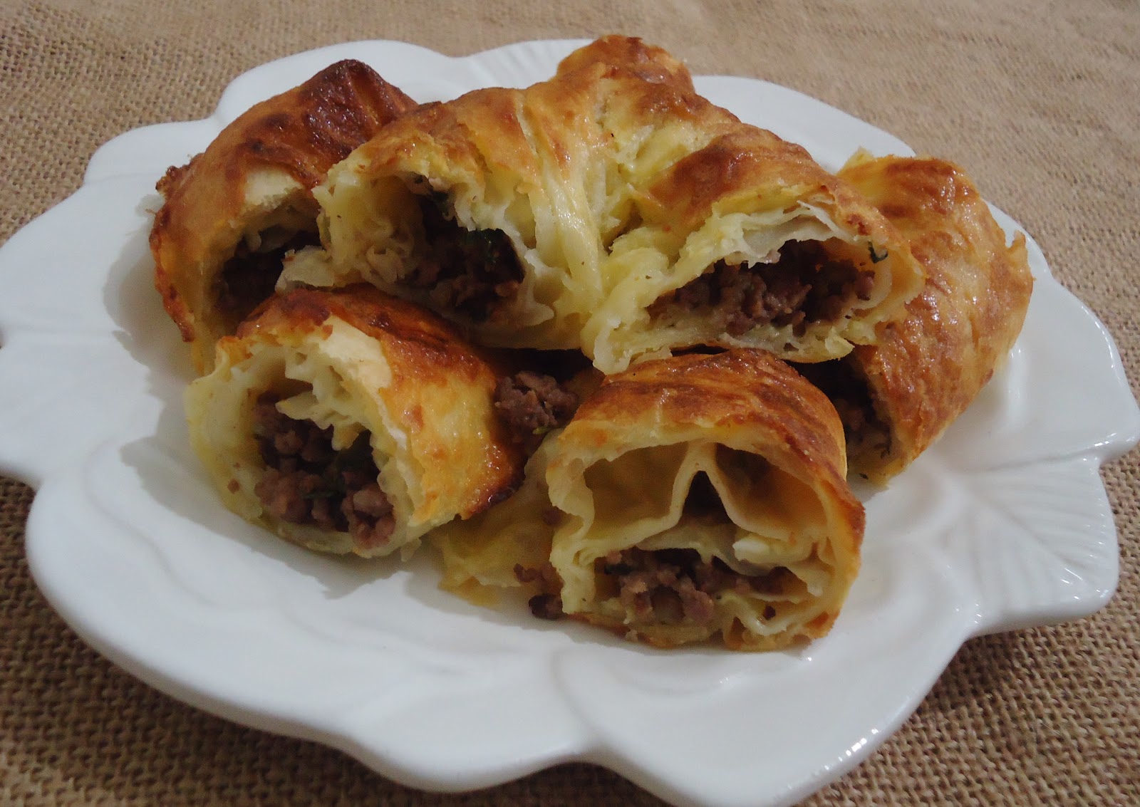 hazir yufkadan kiymali kol boregi