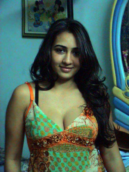 Sexy Desi Girls And Bollywood Hot World Indian Desi Girls