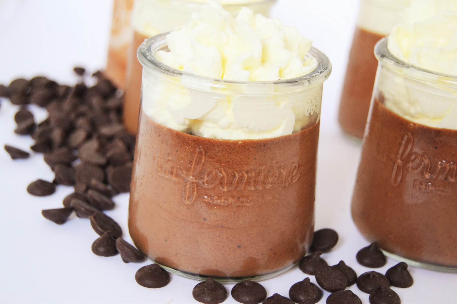 Etat de choc Mousse au chocolat à la chantilly Tonka avec La Fermière