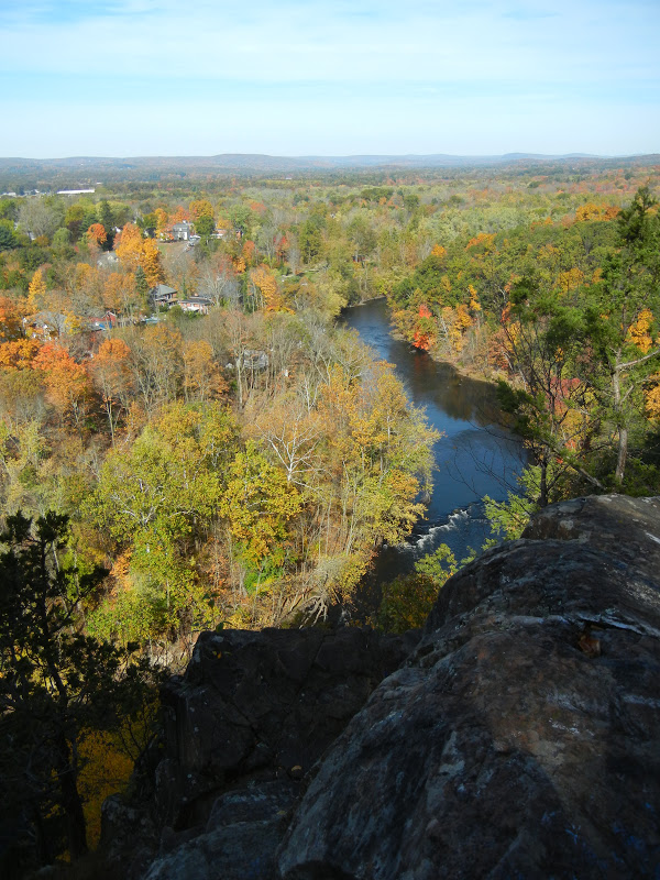 Farmington Valley Homeschool Hikers East Granby Cowles Park to