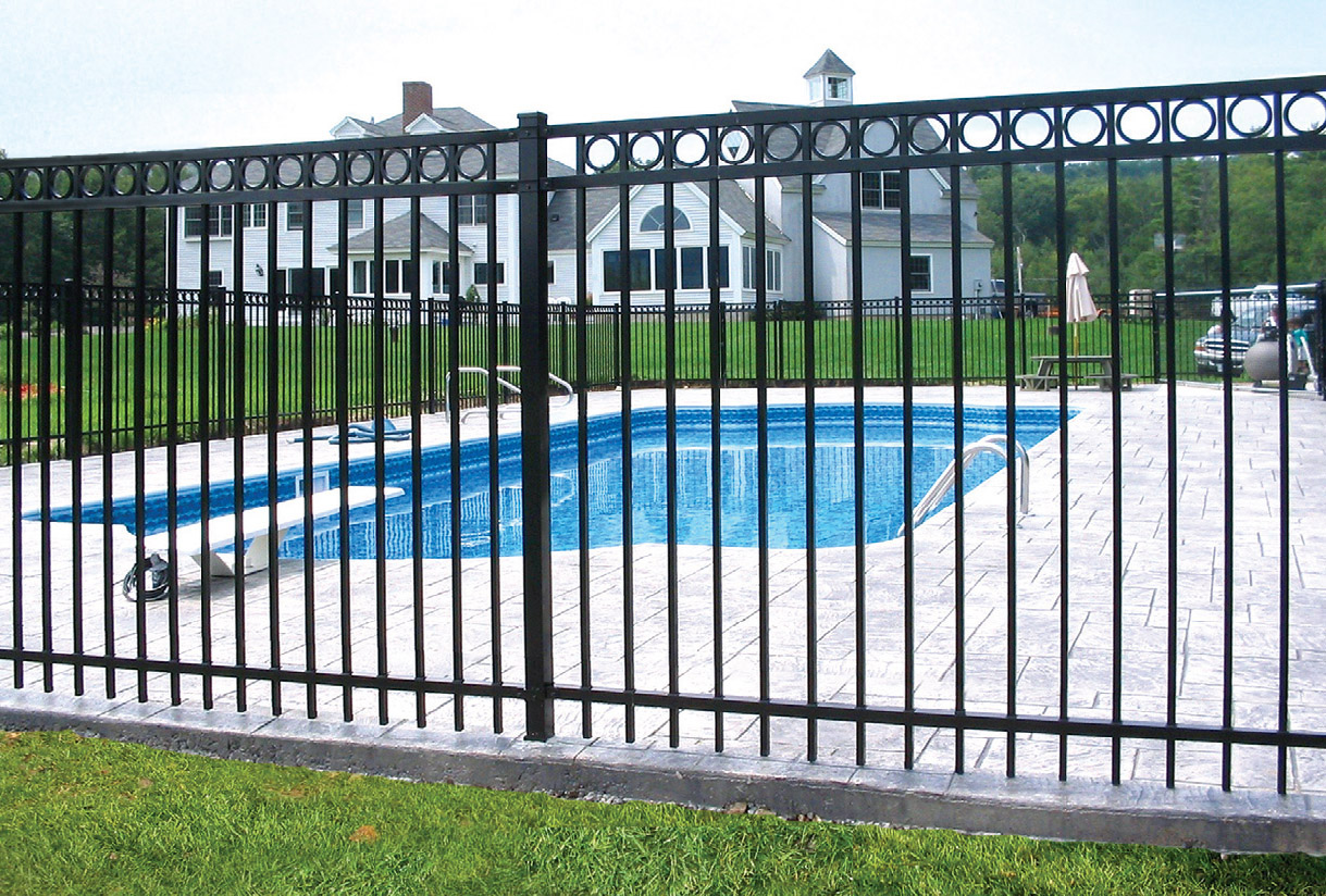 Aussie's Hub How to Choose Steel Picket Fencing for Your Home?