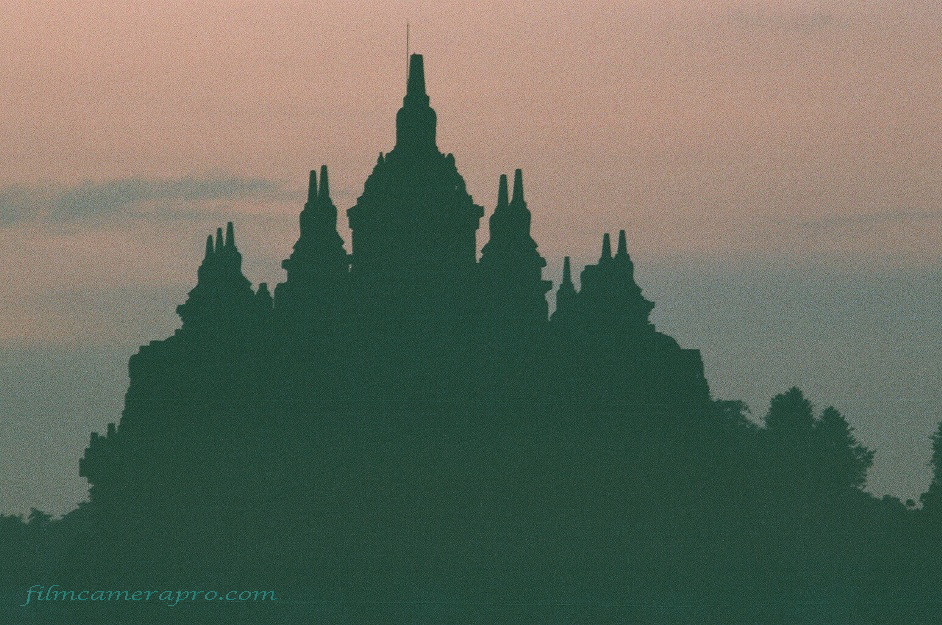 Cerita Kejayaan Lampau Nusantara Sekilas Tentang Kerajaan Medang Kamulan
