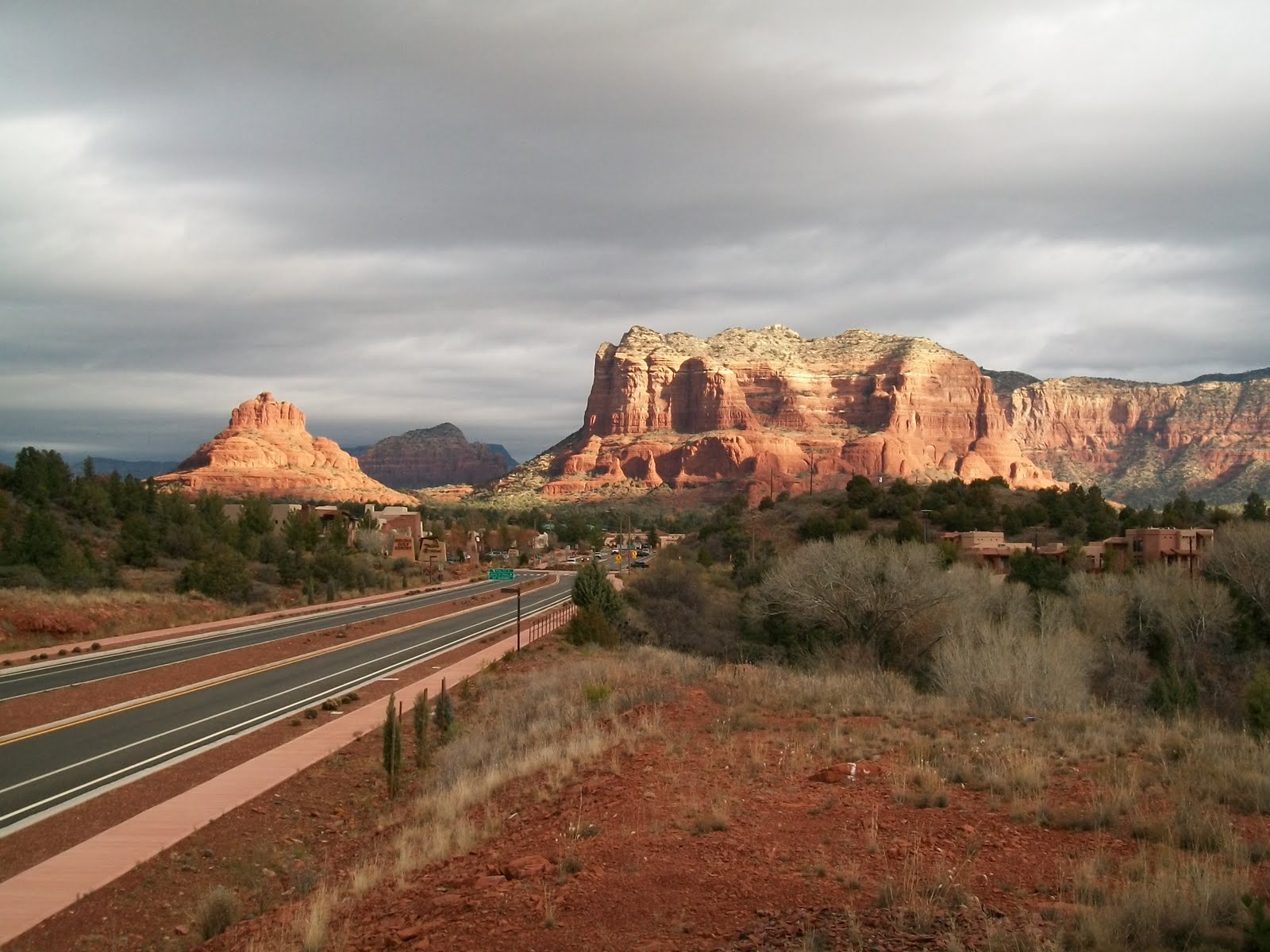 Arizona Jones Outdoor I Live In A Cool Place!