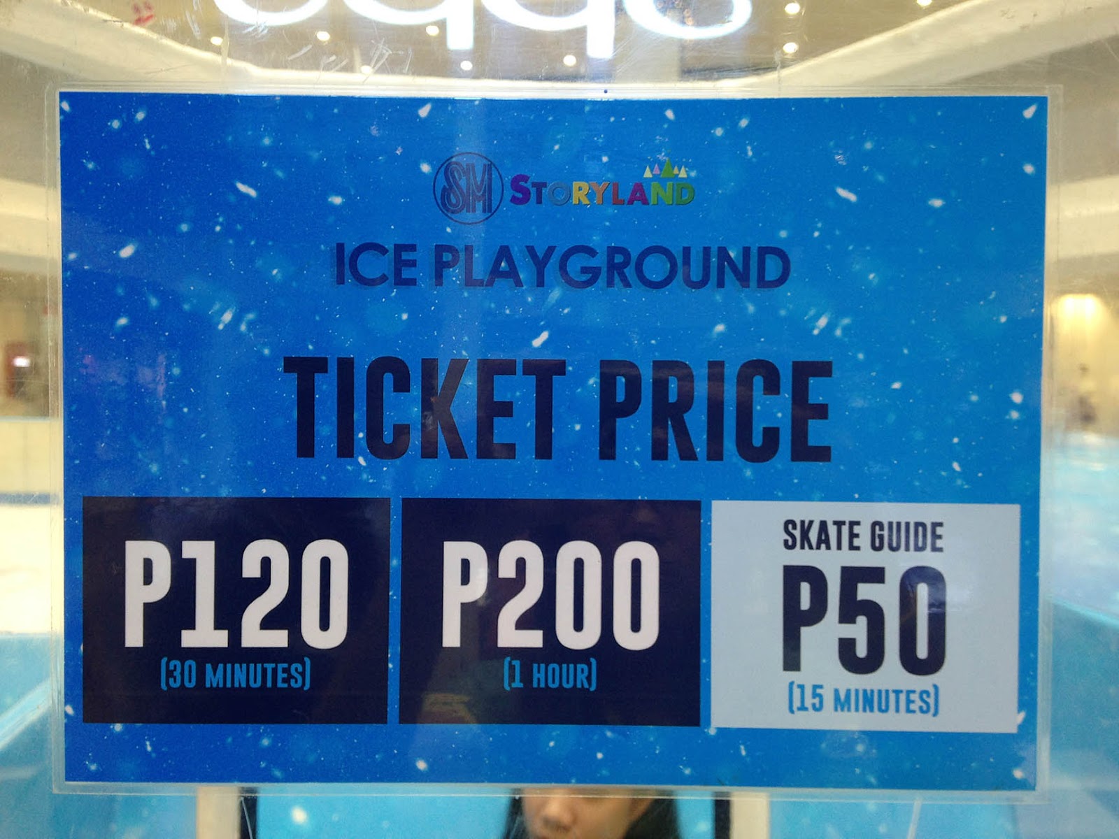 MrsMommyHolic Ice Skating at SM City BF