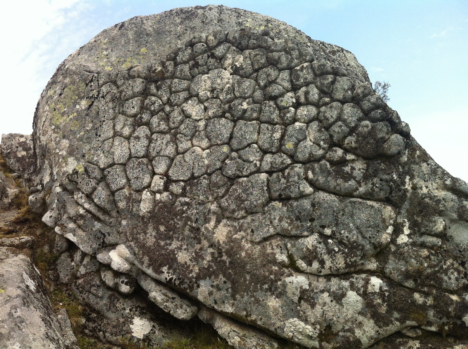 CIC  Clube de Investigação e Ciência Paisagem granítica  legenda