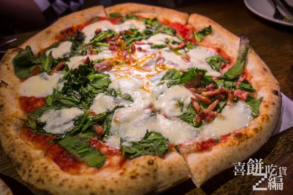 【台北吃什麼】走吧!吃Pizza,「歐奇」披薩被認證過的窯烤披薩就是好吃~