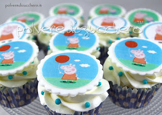 torta decorata cake design cupcakes peppa e george pasta di zucchero polvere di zucchero