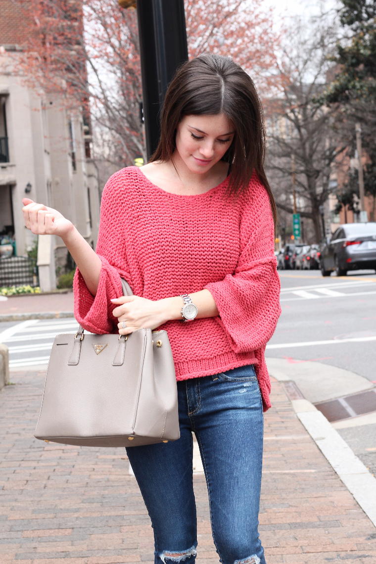 mrs. simply lovely : Comfy Coral Knit & Book Recommendations
