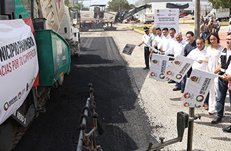 Continúa modernización vial de Cancún con pavimentación en avenida Bonampak: Paul Carrillo