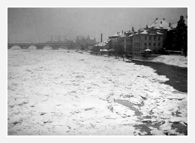 Regensburger Tagebuch Schuck Wie Heiss Oder Eis Gefallig