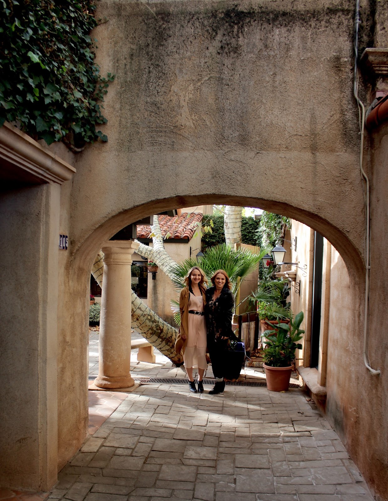 Thanksgiving in Sedona Manny & Mo