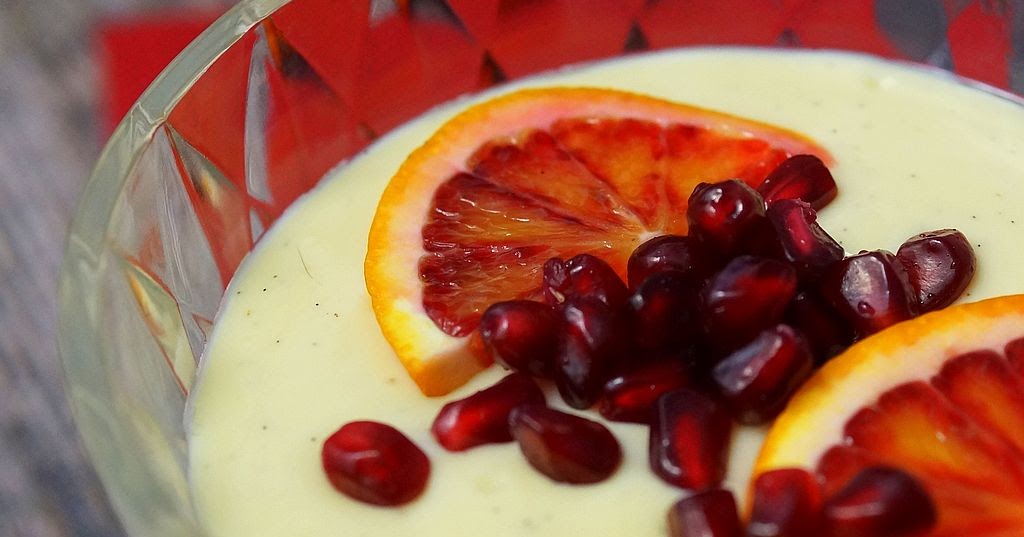 Krem angielski (custard) z granatem | Kulinarne przygody Gatity