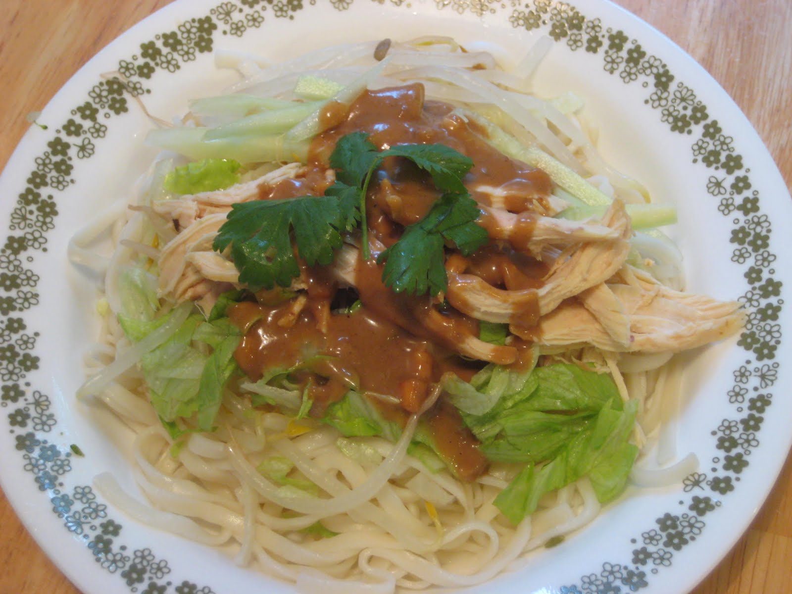 Gim's Delish Delights Cold Chicken Noodles with Sesame Sauce