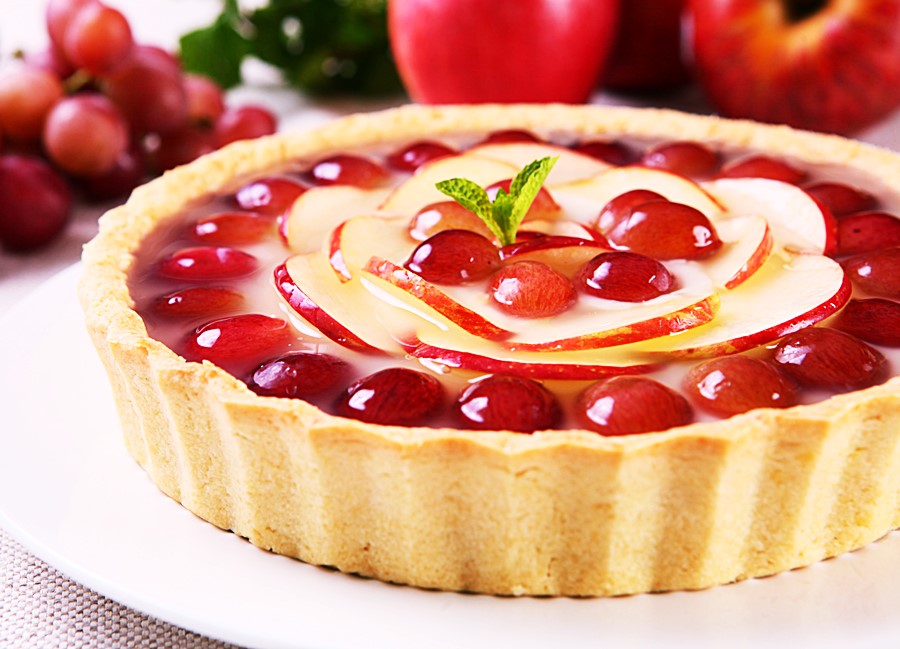 Receita: Torta de Maçã e Uva 🍎🍇