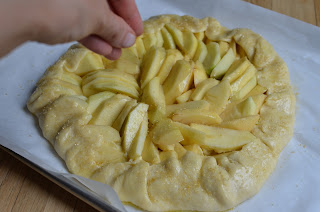 Playing with Flour: Apple-frangipane galette