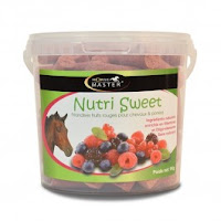  Horse Master Nutri Sweet Friandise Fruits rouges 1 kg