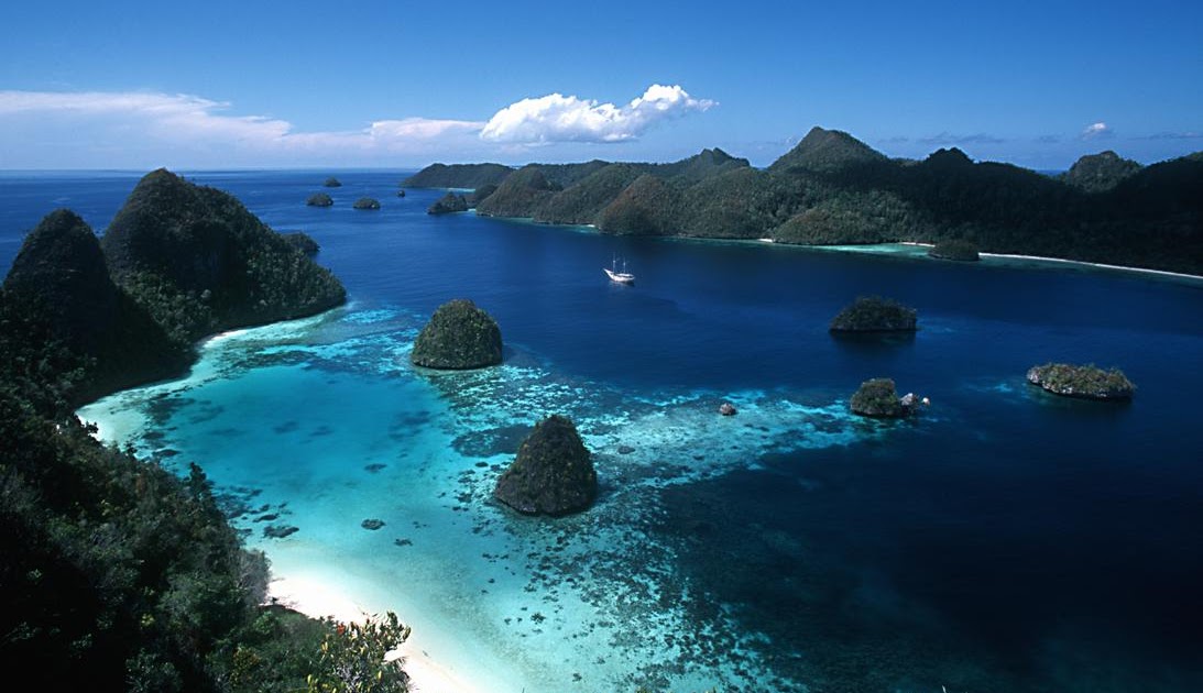 Tourism: Raja Ampat Island